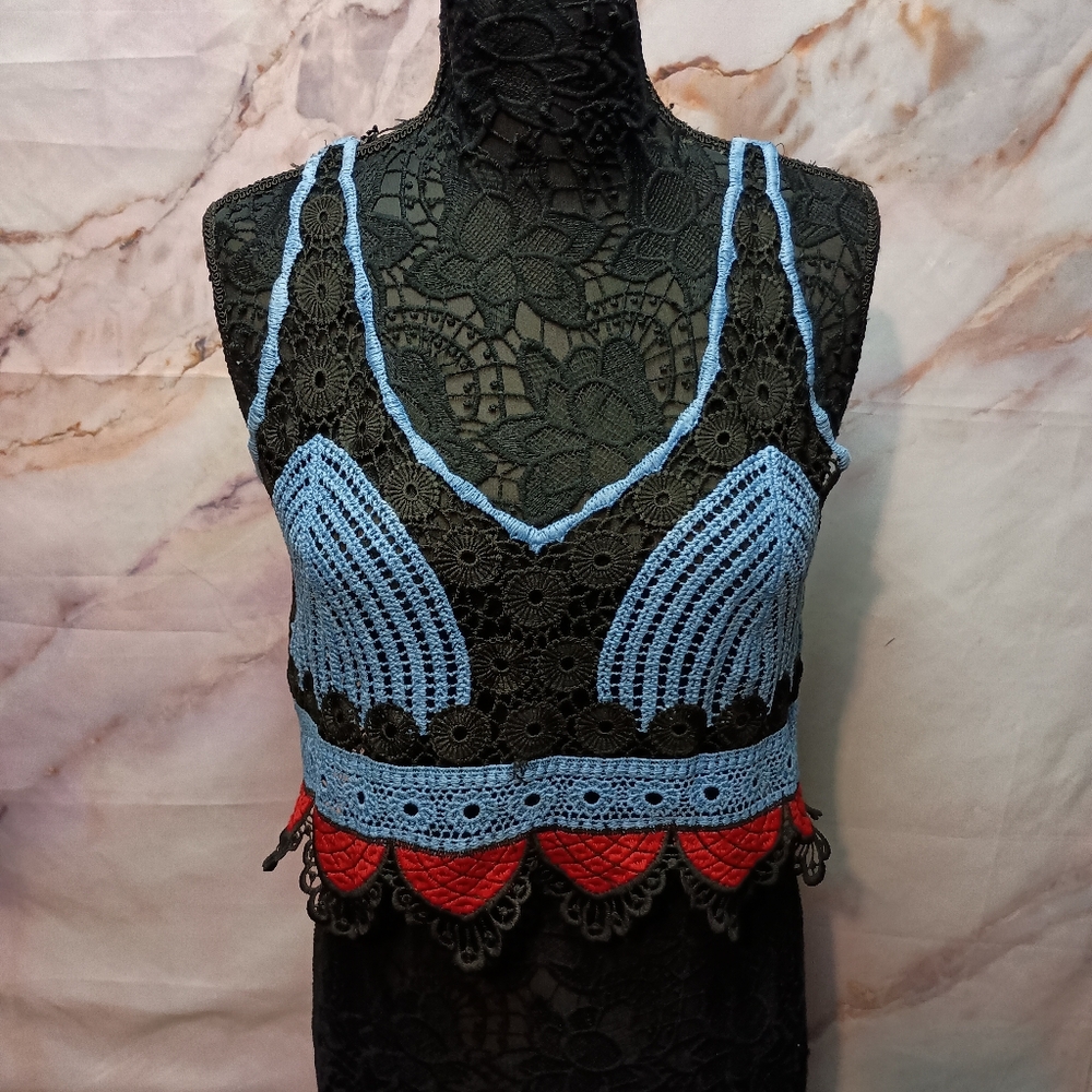 Hot & Delicious Crochet‎ Crop Top